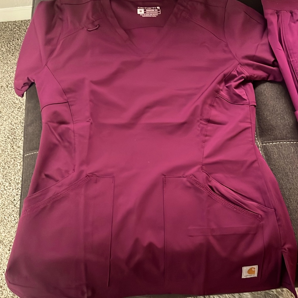 NWT carhartt scrubs